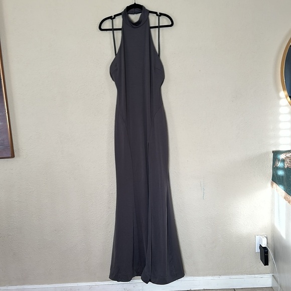 House Of CB Juliette Shadow Halter Gown gray Maxi gown NWOT size Large - Picture 4 of 13